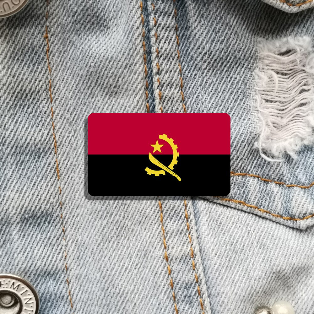 Broche drapeau Angola